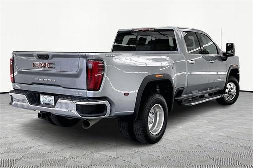 2025 GMC Sierra 3500 SLT