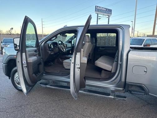 2025 GMC Sierra 3500 SLT