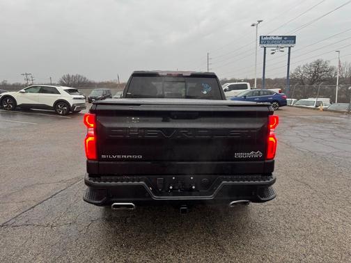 2022 Chevrolet Silverado 1500 Limited High Country