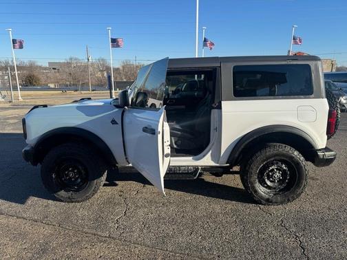 2023 Ford Bronco Black Diamond