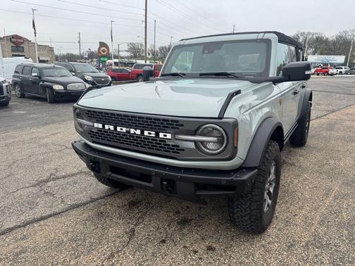 Cactus Green / Gray 2023 Ford Bronco