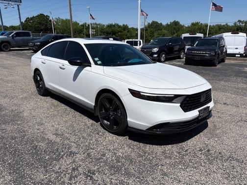 Platinum White Pearl 2023 Honda Accord Hybrid Sport-L