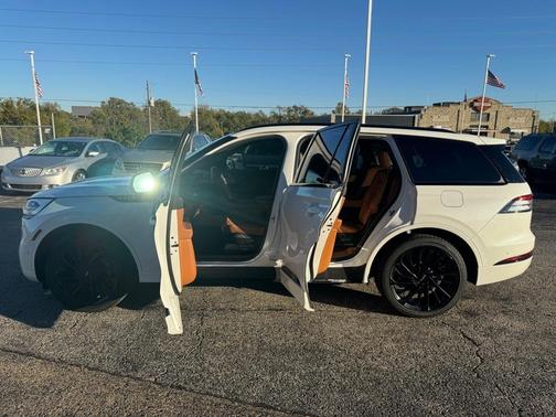 2023 Lincoln Aviator Black Label AWD