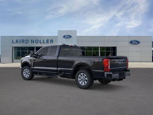 2025 Ford F-350 XLT