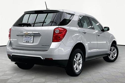 Silver Ice Metallic 2015 Chevrolet Equinox LS