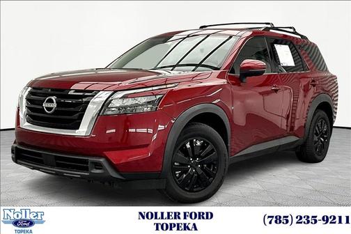 2023 Nissan Pathfinder SV