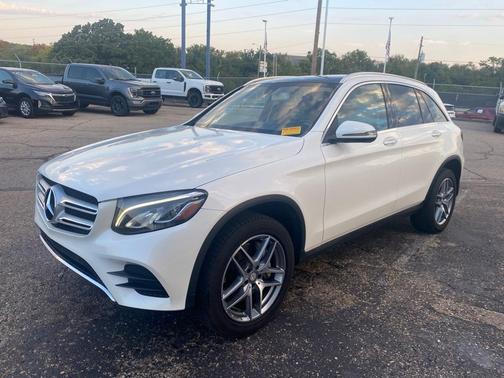 2017 Mercedes-Benz GLC 300 Base 4MATIC