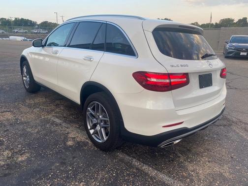 2017 Mercedes-Benz GLC 300 Base 4MATIC