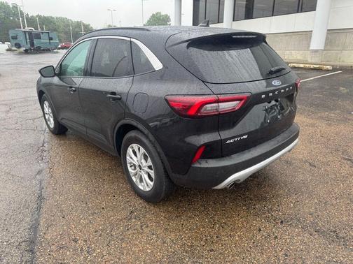 Black Metallic 2023 Ford Escape Active