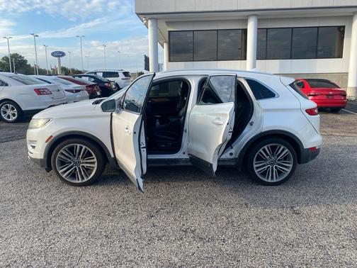 2015 Lincoln MKC Base