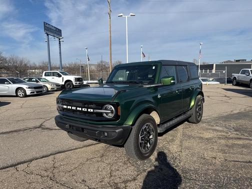 2023 Ford Bronco Outer Banks