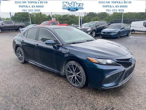 2021 Toyota Camry Hybrid SE