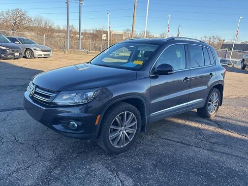 2016 Volkswagen Tiguan SE