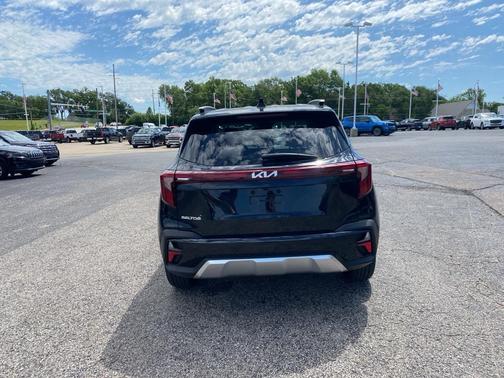 2024 Kia Seltos EX