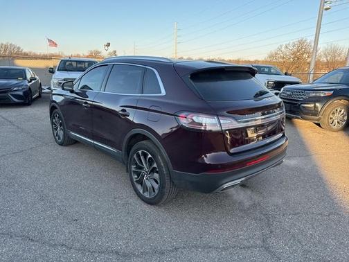 2022 Lincoln Nautilus Reserve