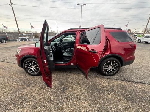 2019 Ford Explorer sport