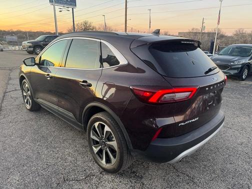 2023 Ford Escape Platinum