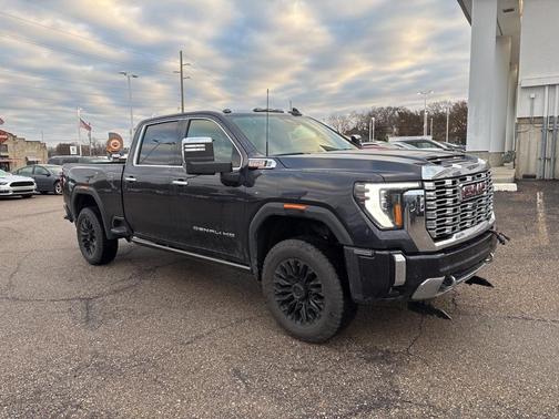 2024 GMC Sierra 2500 Denali