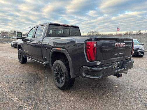 2024 GMC Sierra 2500 Denali