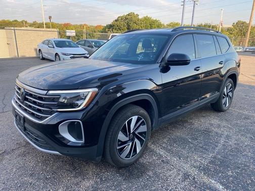 2024 Volkswagen Atlas 2.0T SE