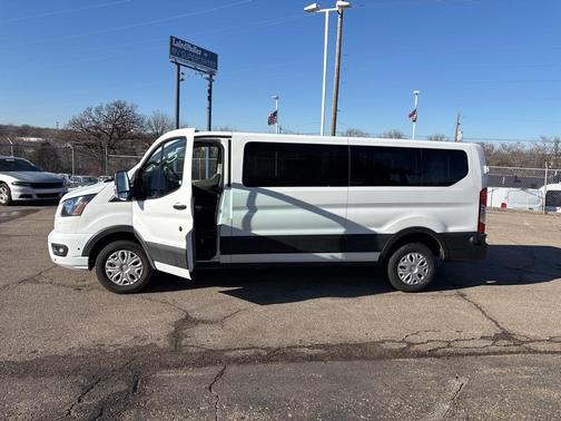 2024 Ford Transit-350 XLT