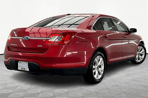 2011 Ford Taurus SEL