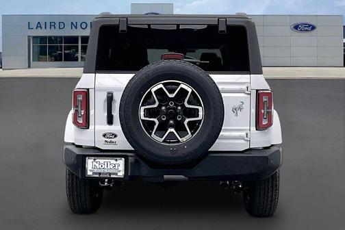 Oxford White 2026 Ford Bronco Outer Banks