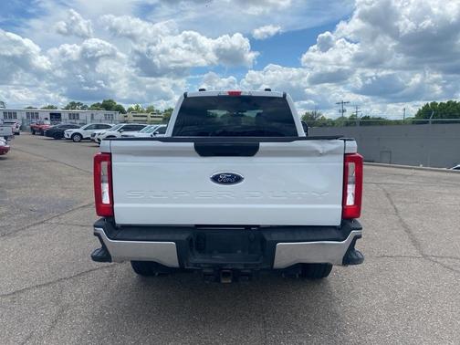 2024 Ford F-250 XLT