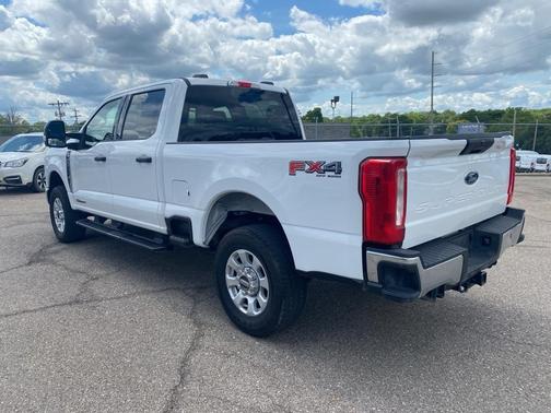 2024 Ford F-250 XLT