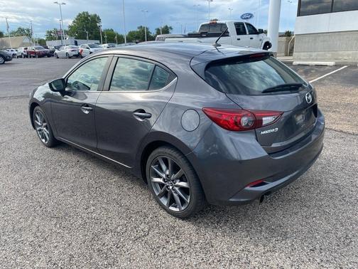 2018 Mazda Mazda3 Touring