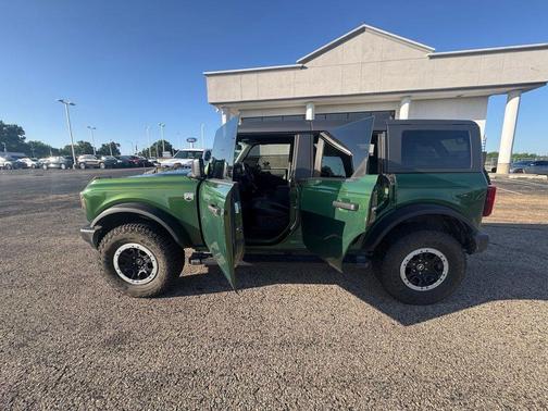 Eruption Green Metallic 2024 Ford Bronco Big Bend