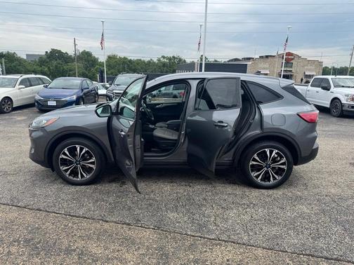 2021 Ford Escape SE