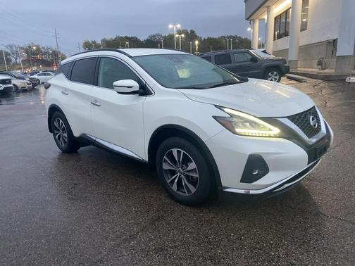 2022 Nissan Murano SV