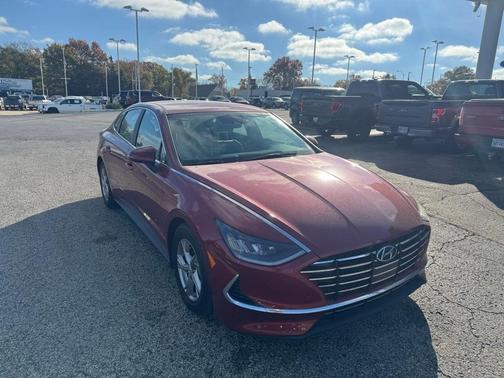 2023 Hyundai SONATA SE