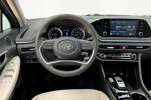 2023 Hyundai SONATA SE