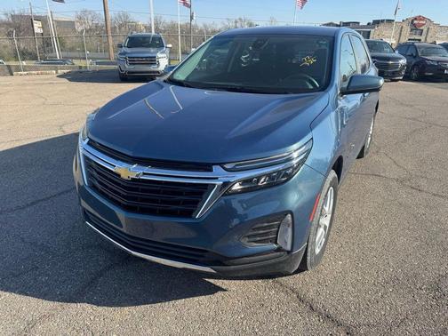 Lakeshore Blue Metallic 2024 Chevrolet Equinox LT