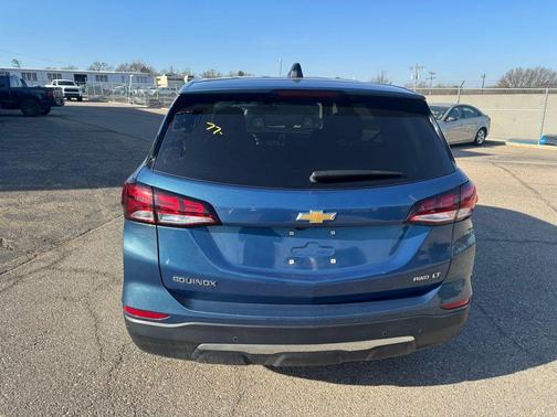 Lakeshore Blue Metallic 2024 Chevrolet Equinox LT