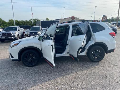 2024 Subaru Forester Sport