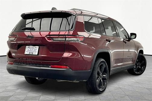 2023 Jeep Grand Cherokee L Laredo