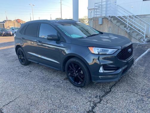 2021 Ford Edge ST Line