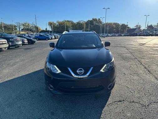 2017 Nissan Rogue Sport SV