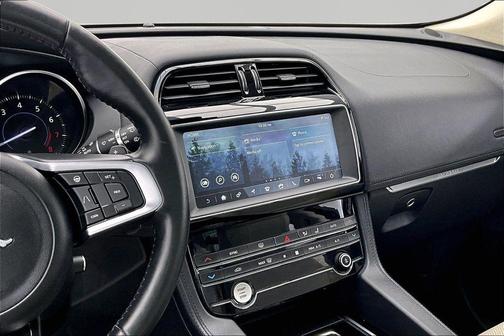 Carpathian Grey 2020 Jaguar F-PACE 25t Prestige