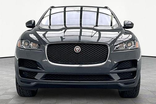 Carpathian Grey 2020 Jaguar F-PACE 25t Prestige