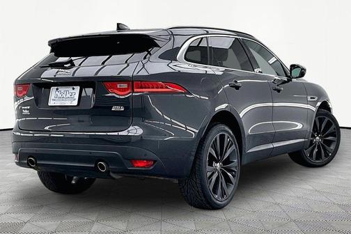 Carpathian Grey 2020 Jaguar F-PACE 25t Prestige