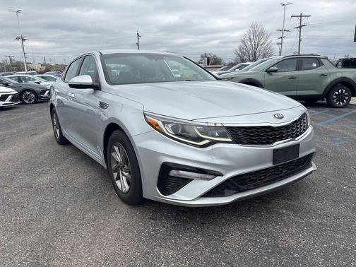 Sparkling Silver 2020 Kia Optima LX