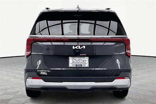 2025 Kia Carnival EX