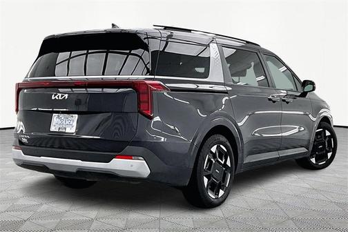 2025 Kia Carnival EX