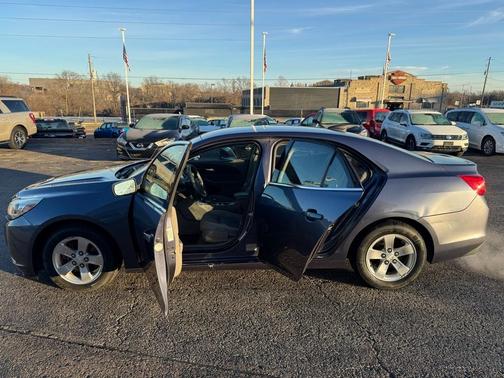 2015 Chevrolet Malibu 1LS