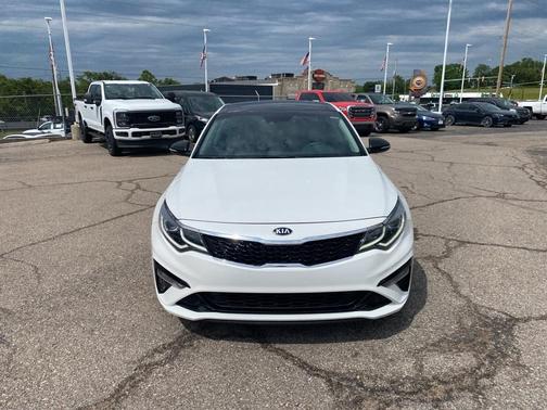 2020 Kia Optima SE