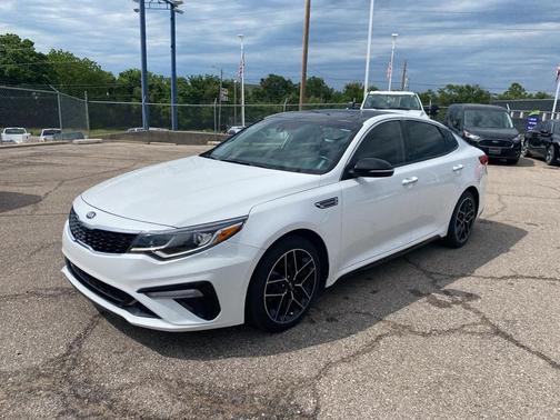 2020 Kia Optima SE